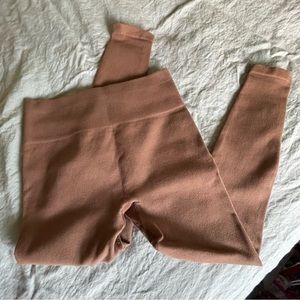Everlane Seamless Legging in Acorn